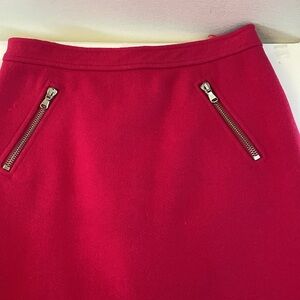 NWT Moschino couture fuchsia short skirt size 42. USA 8. Original retail $695🎉🤭
